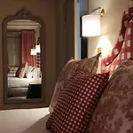 Bed and Breakfast Maison Baron De La Galleta 3*
