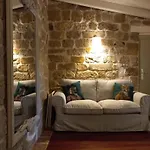 Bed and Breakfast Maison Baron De La Galleta