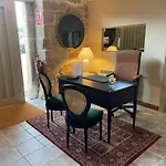 Bed and Breakfast Maison Baron De La Galleta 3*