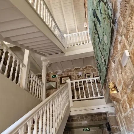 Bed and breakfast Maison Barón De La Galleta 3*