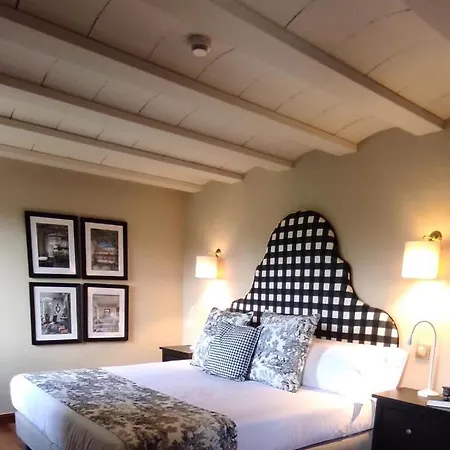Maison Baron De La Galleta Bed & Breakfast 3*