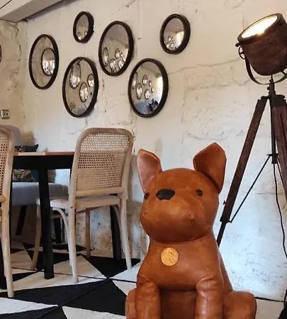 Bed and breakfast Maison Barón De La Galleta 3*