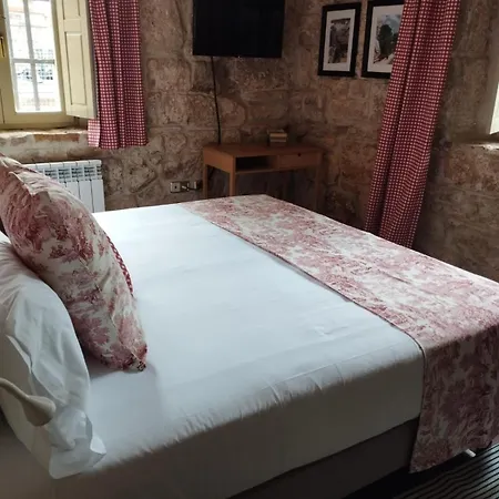 Bed & Breakfast Maison Baron De La Galleta