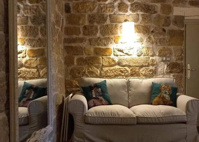 Bed & Breakfast Maison Baron De La Galleta